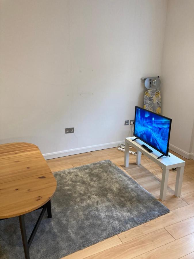 Two Double Bedroom Flat In Soho London Exterior foto